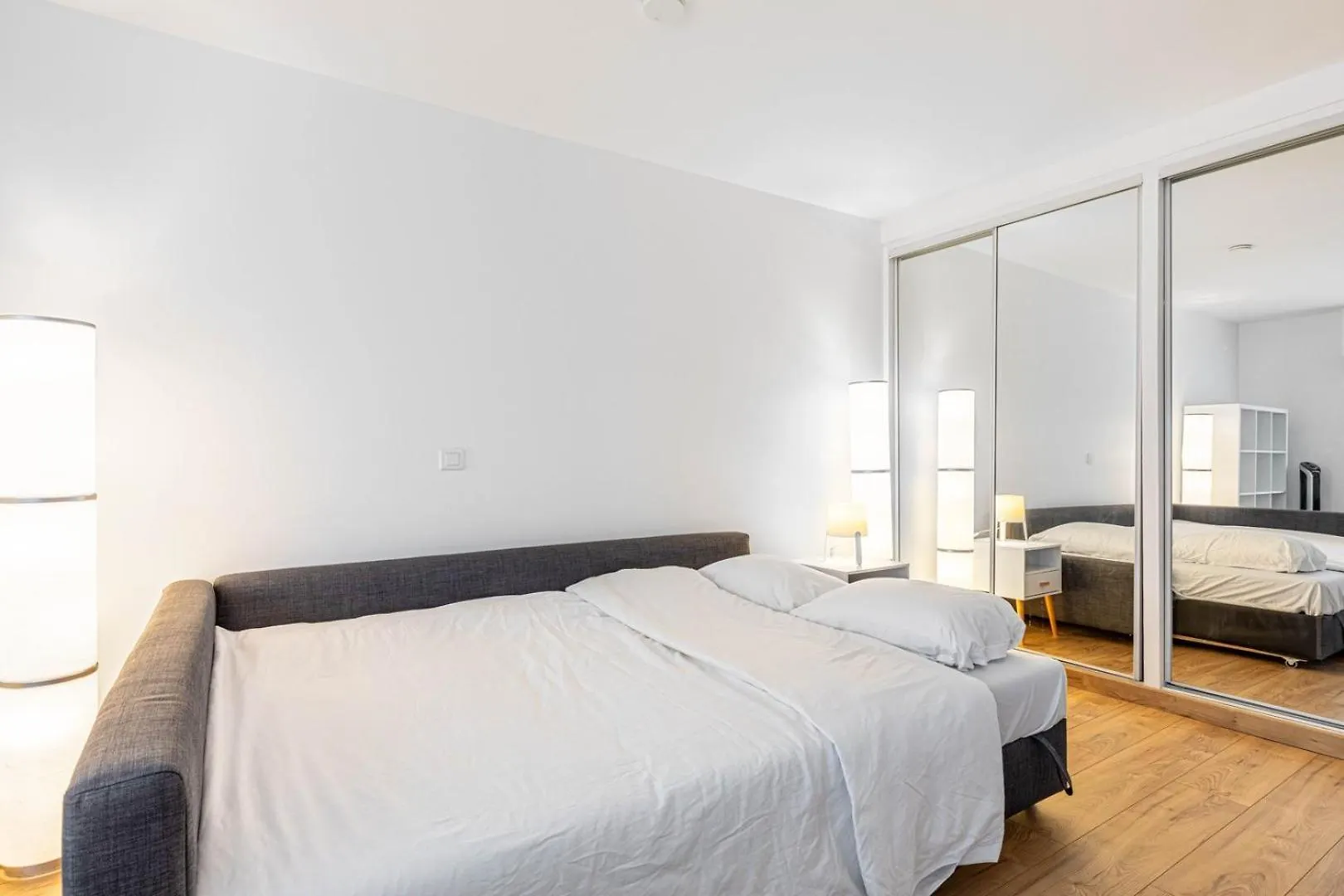 Guestready - Baigne De Lumiere Dans Le 19e 아파트 파리